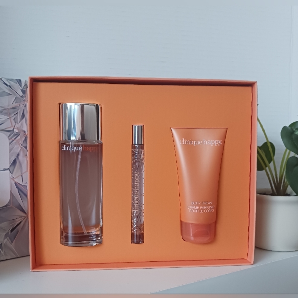 NWT Clinique - Happy Set